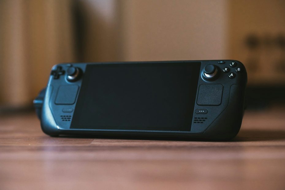 a black cell phone